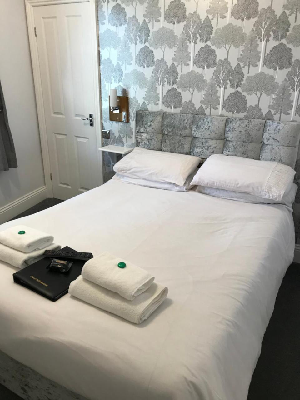 Grosvenor 3*